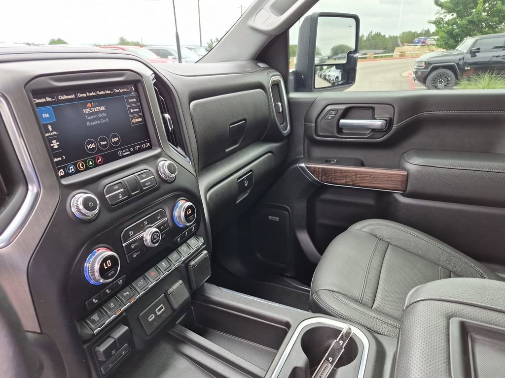 Used 2021 GMC Sierra 2500 Denali w/ Denali Black Diamond Edition AWD/4WD image 27