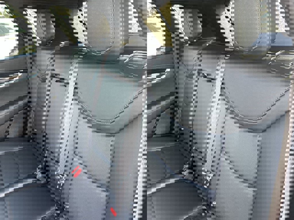 Certified 2024 Cadillac XT5 Premium Luxury w/ LPO, Floor Liner Package image 22