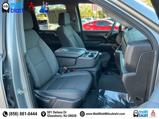 Used 2024 Chevrolet Silverado 3500 LT image 30