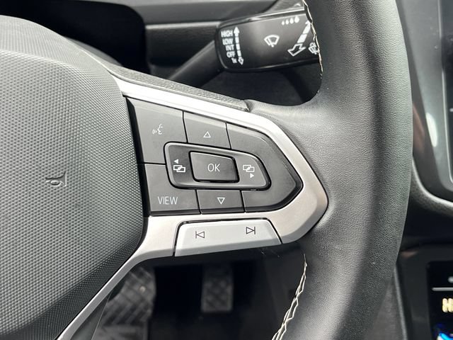 Used 2023 Volkswagen Tiguan SE AWD/4WD image 13