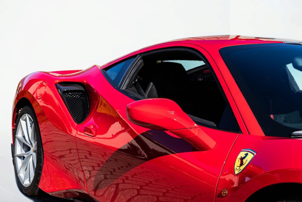Certified 2019 Ferrari 488 Pista Coupe RWD image 15