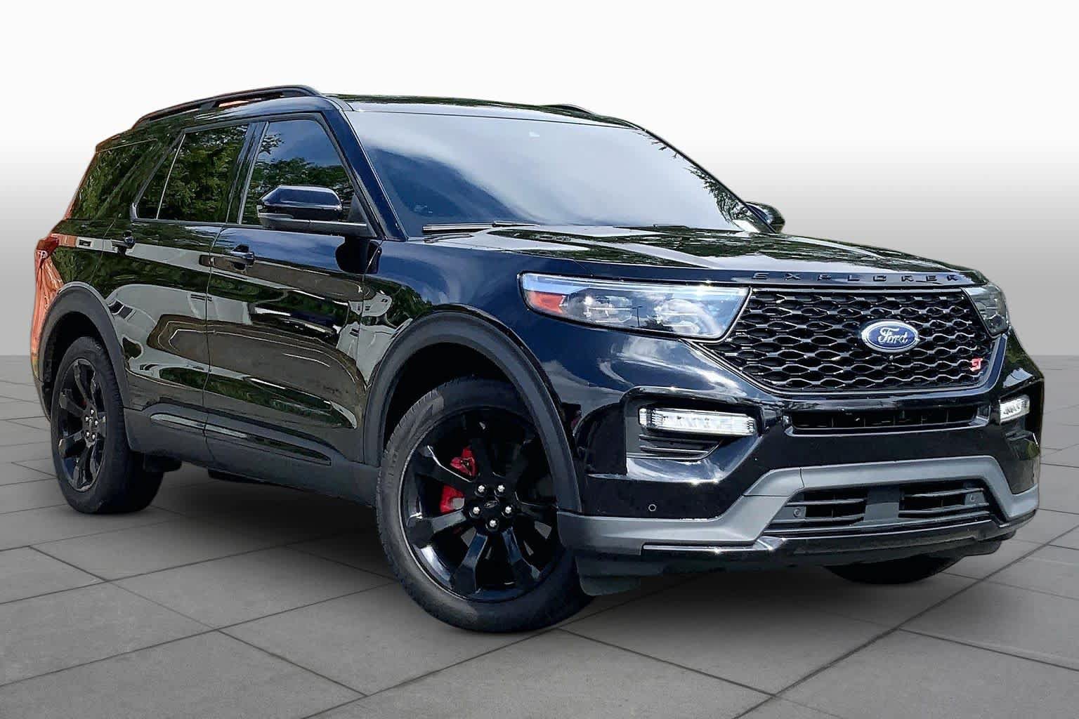 Used 2023 Ford Explorer ST w/ Equipment Group 401A AWD/4WD image 3