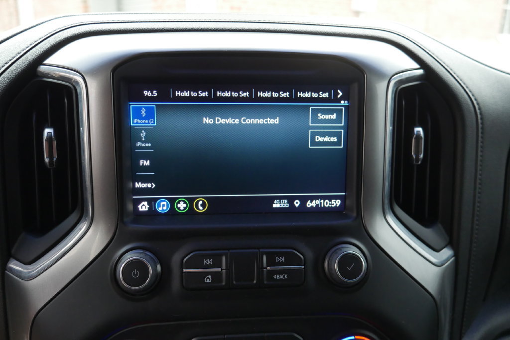 Used 2021 Chevrolet Silverado 1500 LT AWD/4WD image 8