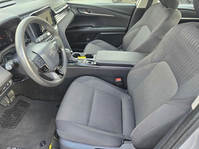Used 2025 Toyota Camry LE FWD image 18