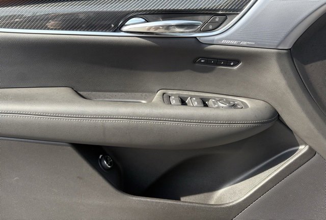 Certified 2024 Cadillac XT6 Sport w/ Technology Package image 31