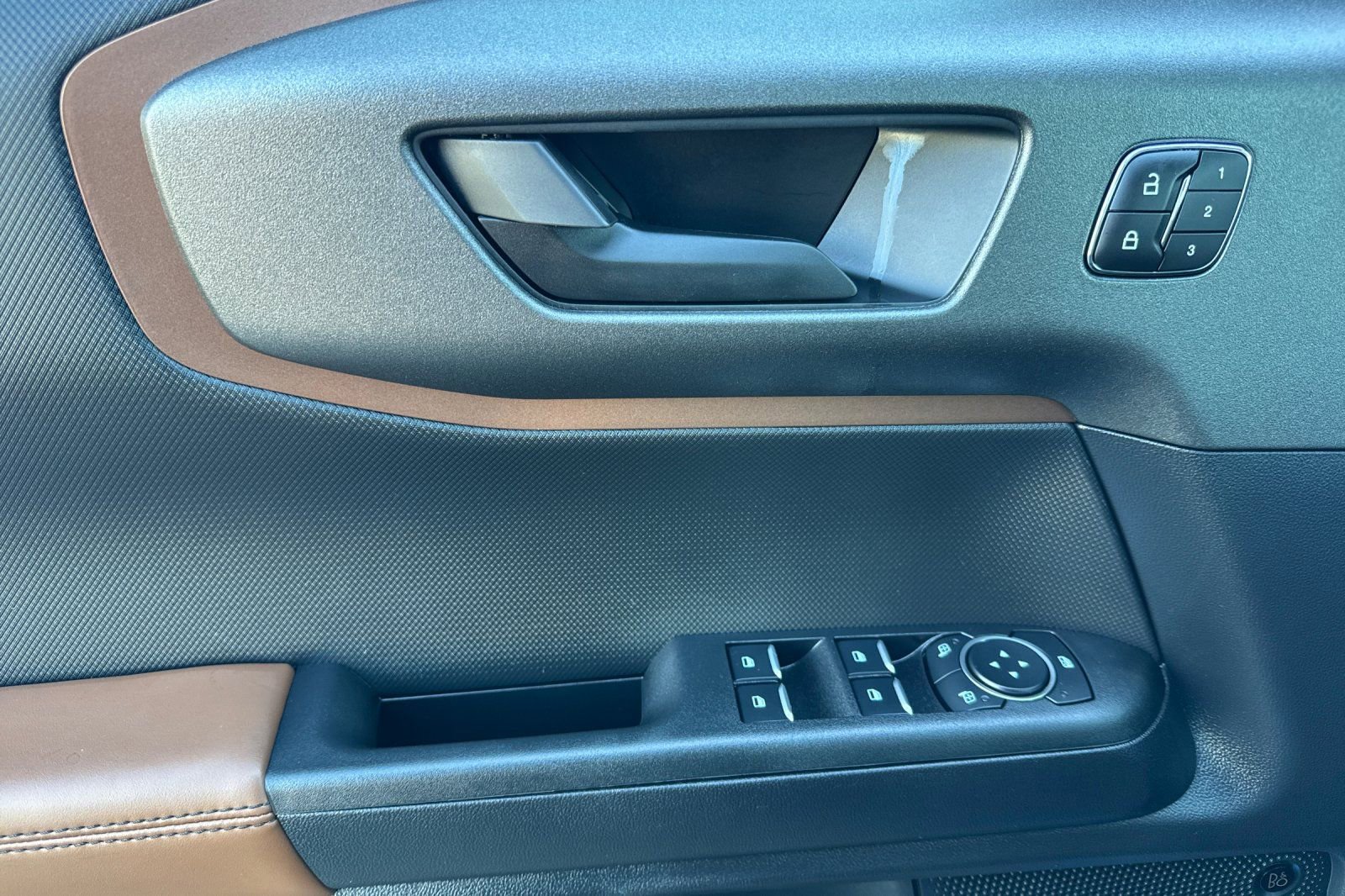 Used 2025 Ford Bronco Sport Outer Banks w/ Outer Banks Tech Package+ image 11