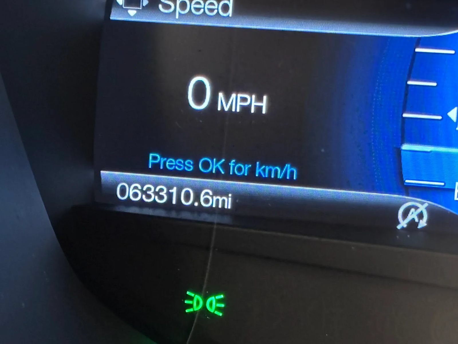 Used 2018 Ford Fusion SE w/ Fusion SE Technology Package FWD image 48
