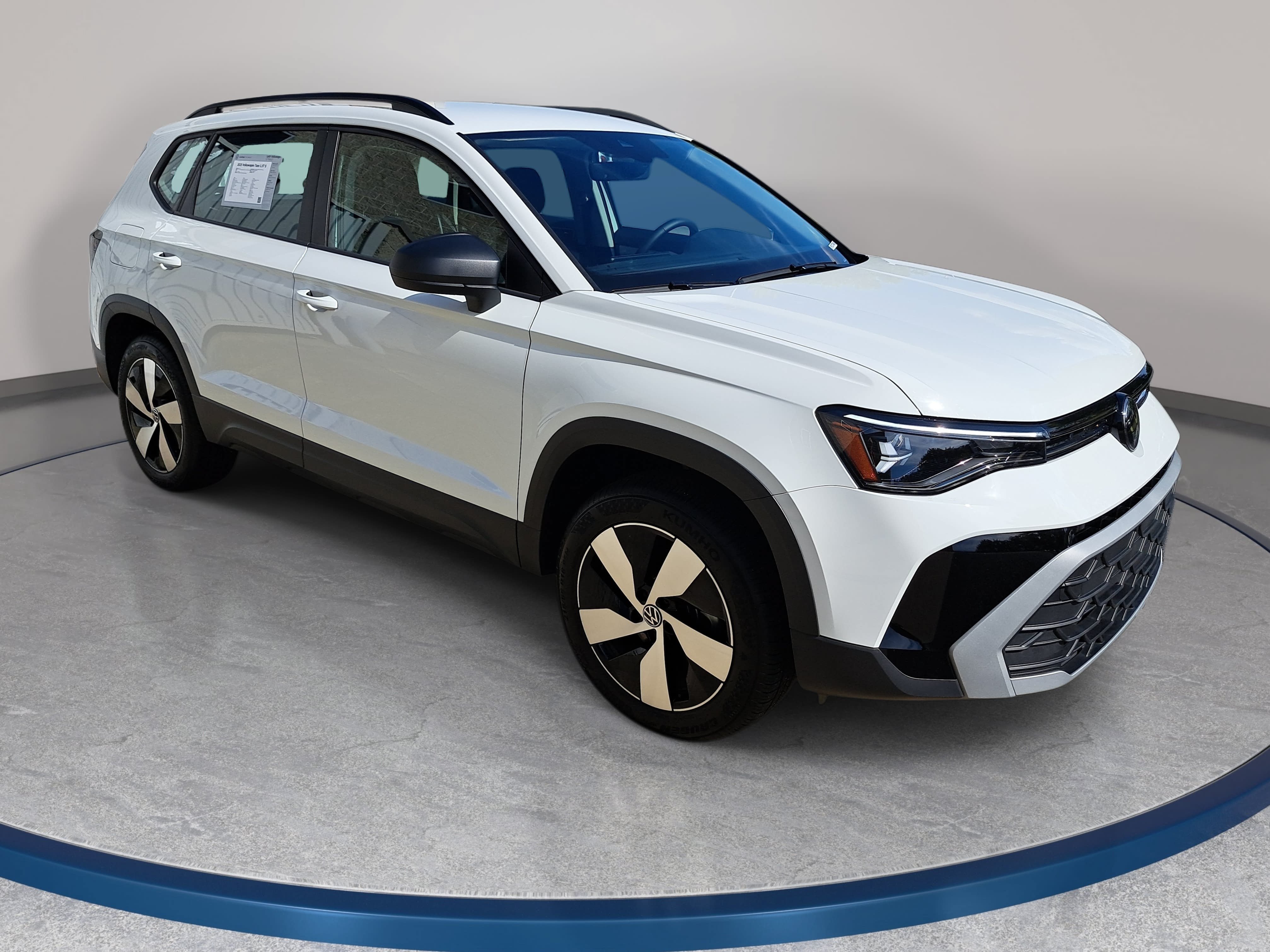 Used 2025 Volkswagen Taos S AWD/4WD image 3