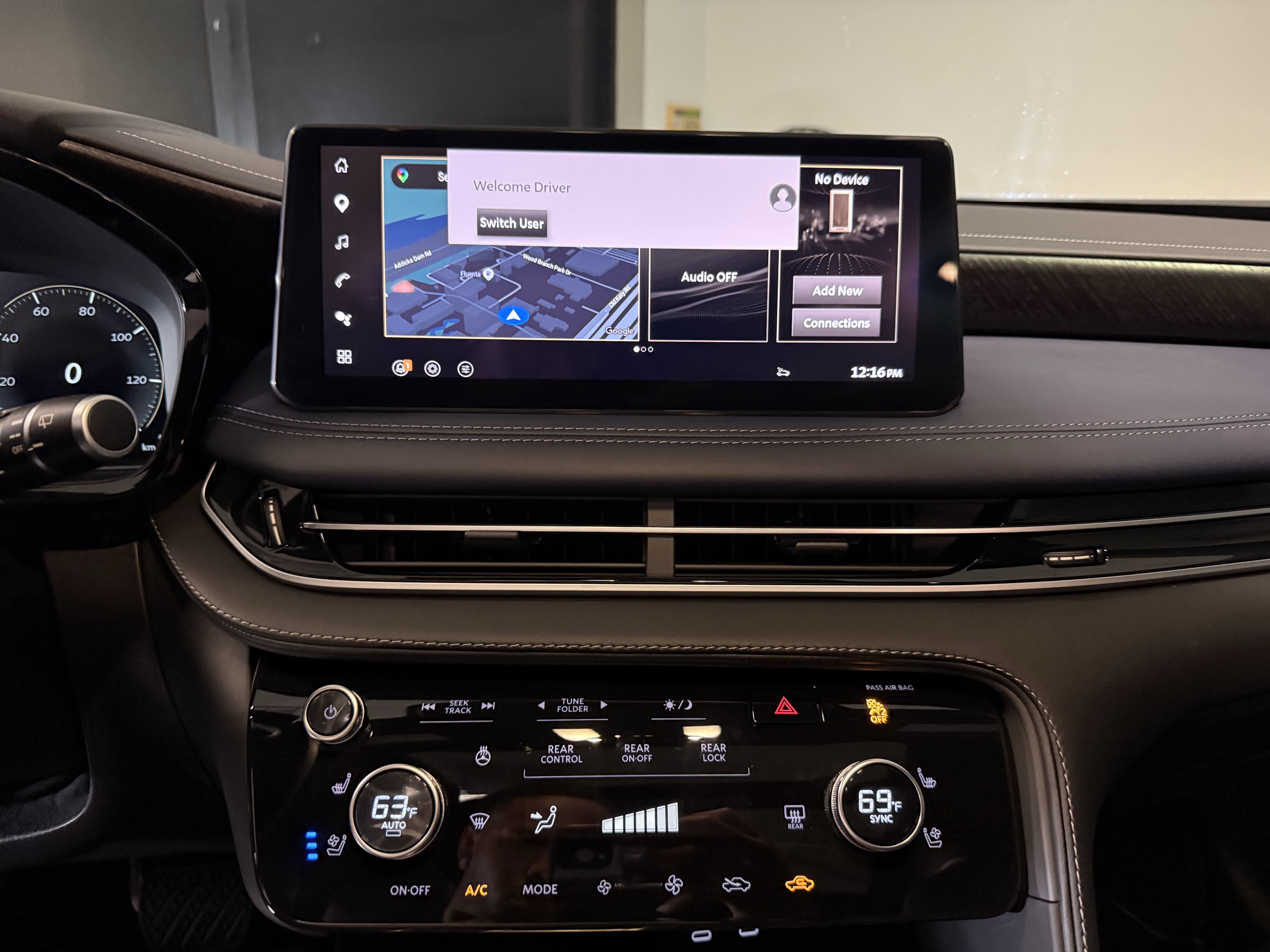 Certified 2026 INFINITI QX60 Sport AWD/4WD image 19