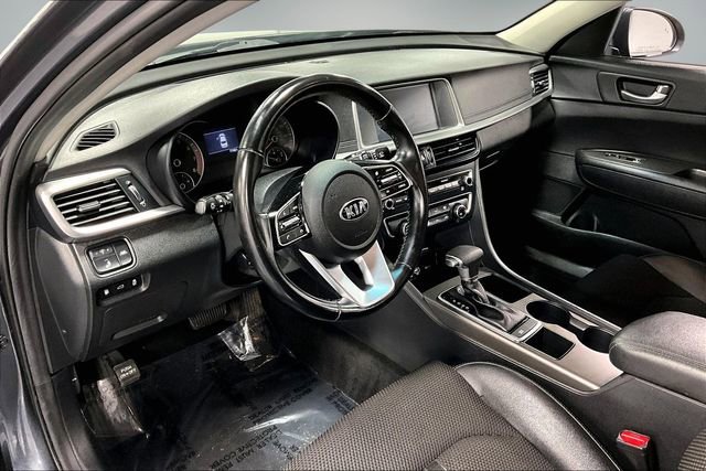 Used 2020 Kia Optima S image 16