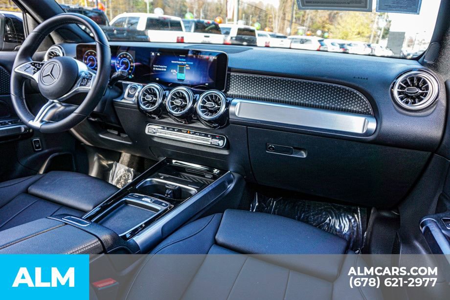Used 2024 Mercedes-Benz EQB 250+ w/ Winter Package image 24