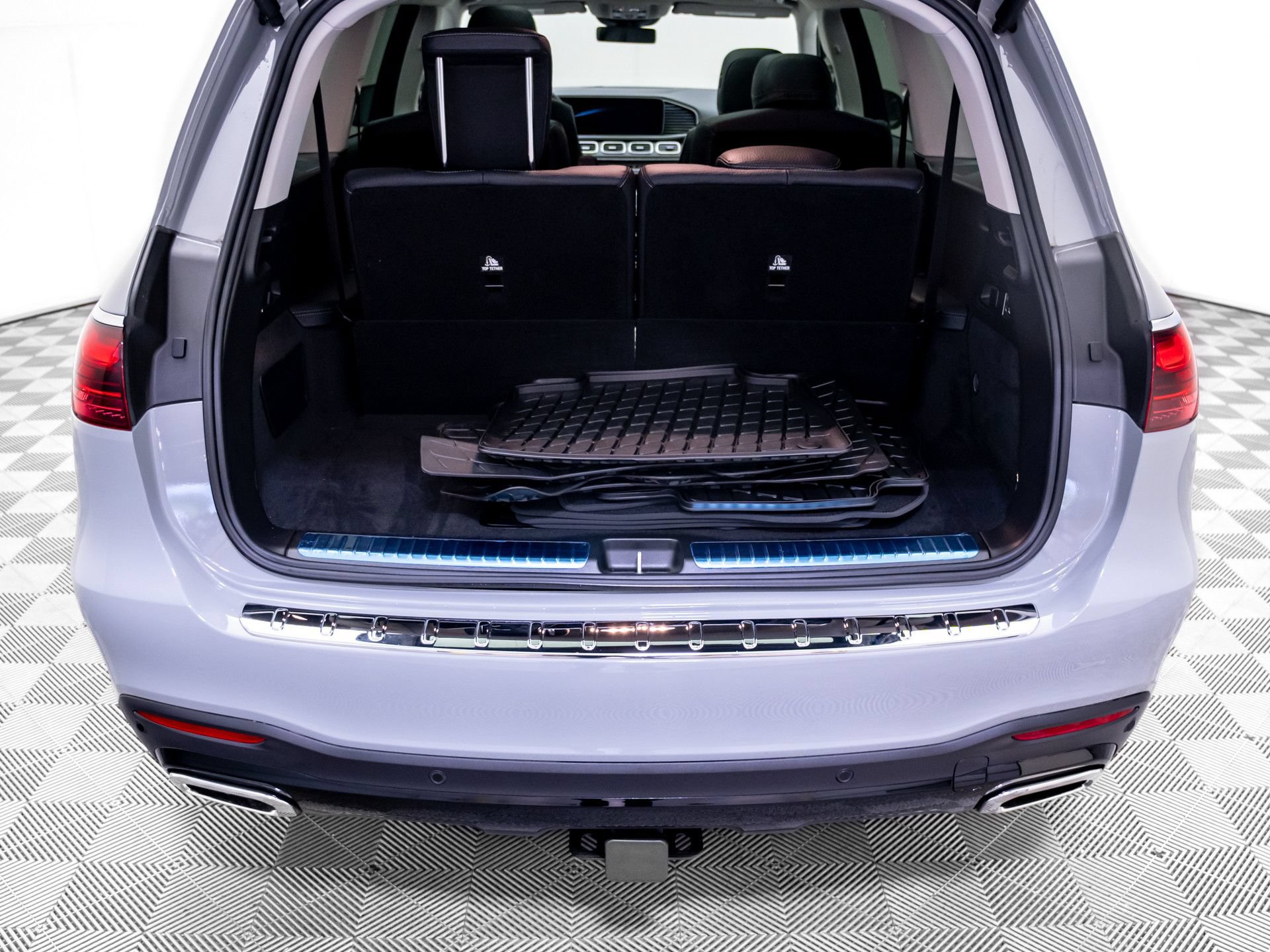 New 2026 Mercedes-Benz GLS 450 4MATIC image 34