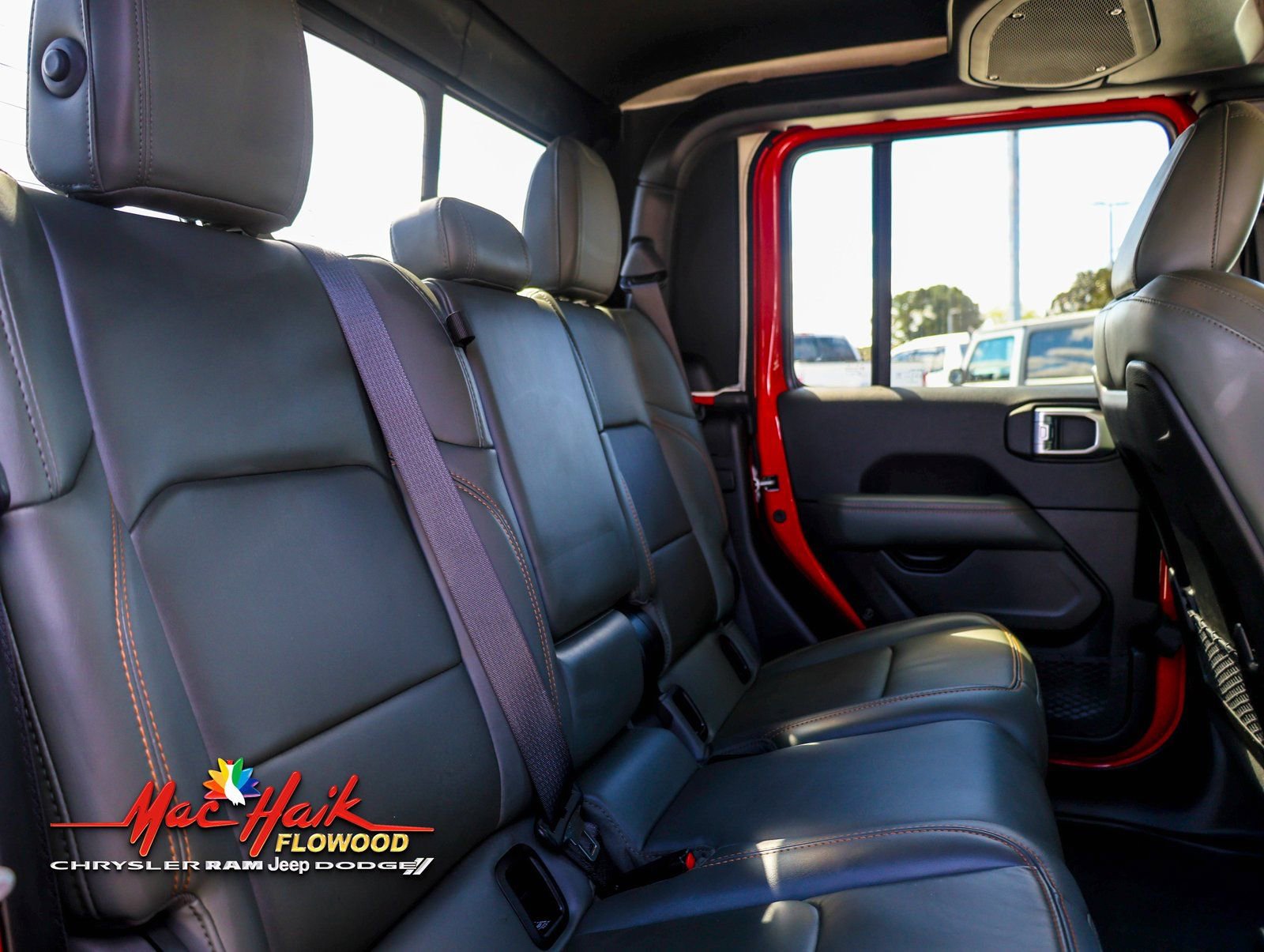 Used 2024 Jeep Gladiator Mojave w/ Safety Group image 10