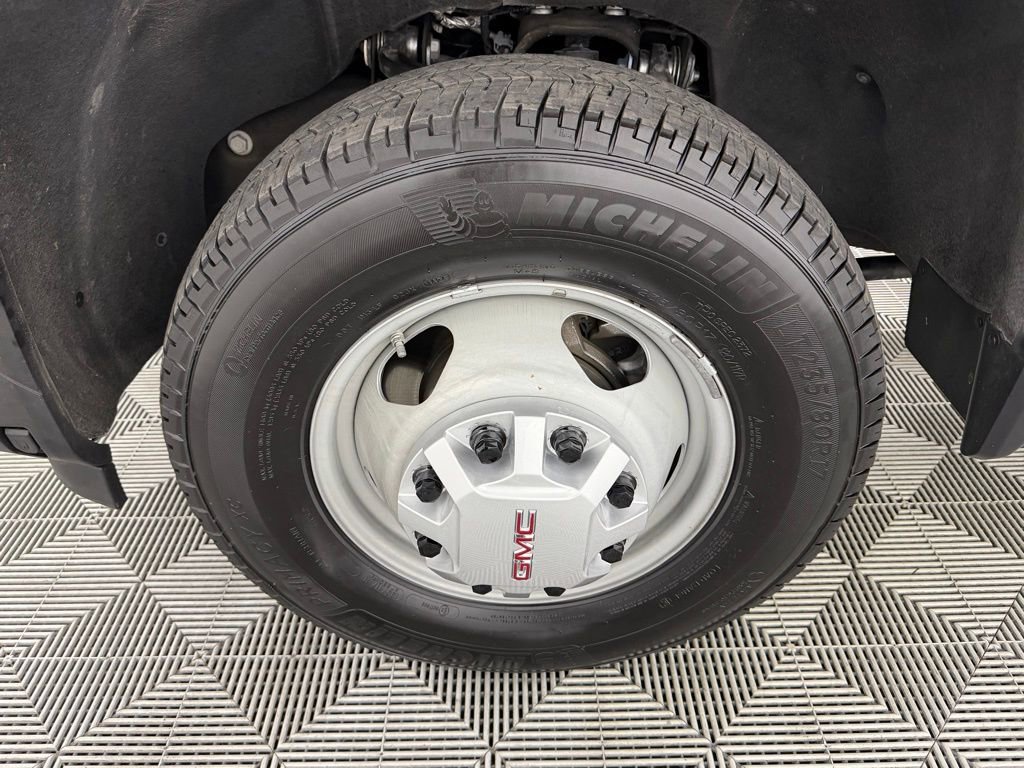 Used 2024 GMC Sierra 3500 Pro image 11