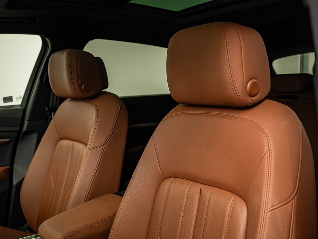 Used 2021 Audi e-tron Premium w/ Convenience Plus Package image 21