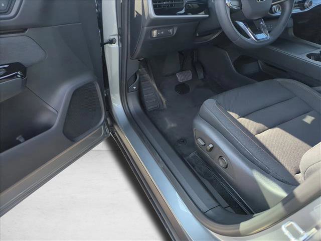 Certified 2024 Honda Prologue EX image 4