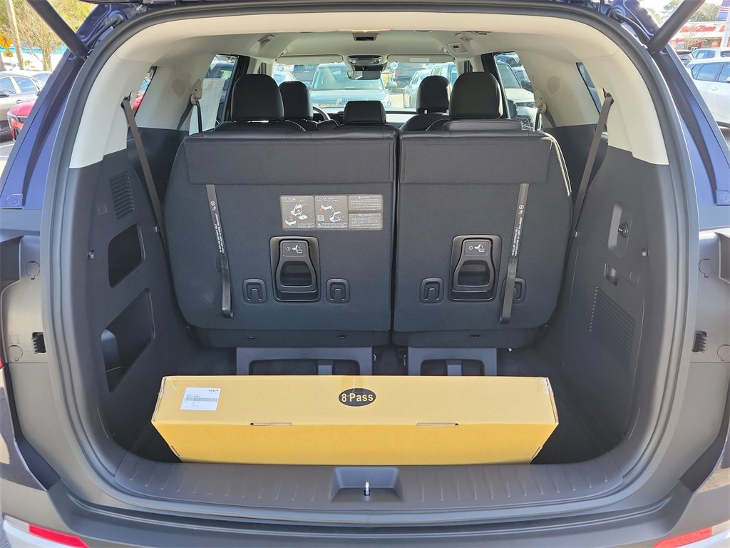 New 2026 Kia Carnival EX image 14