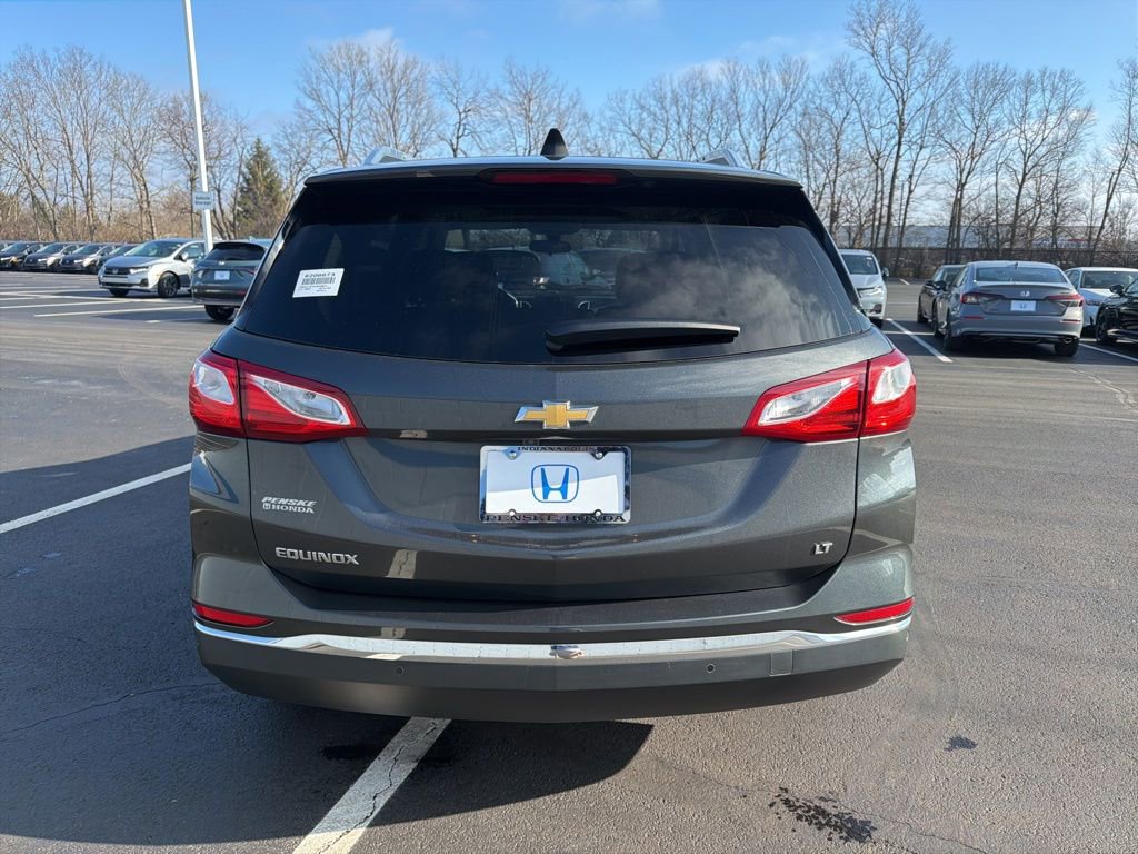 Used 2018 Chevrolet Equinox LT w/ Sun & Infotainment Package image 4