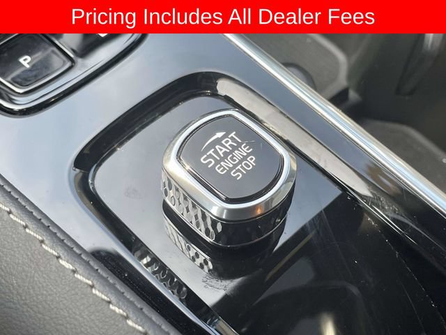 Used 2025 Volvo XC90 T8 Ultra w/ Protection Package Premier AWD/4WD image 33