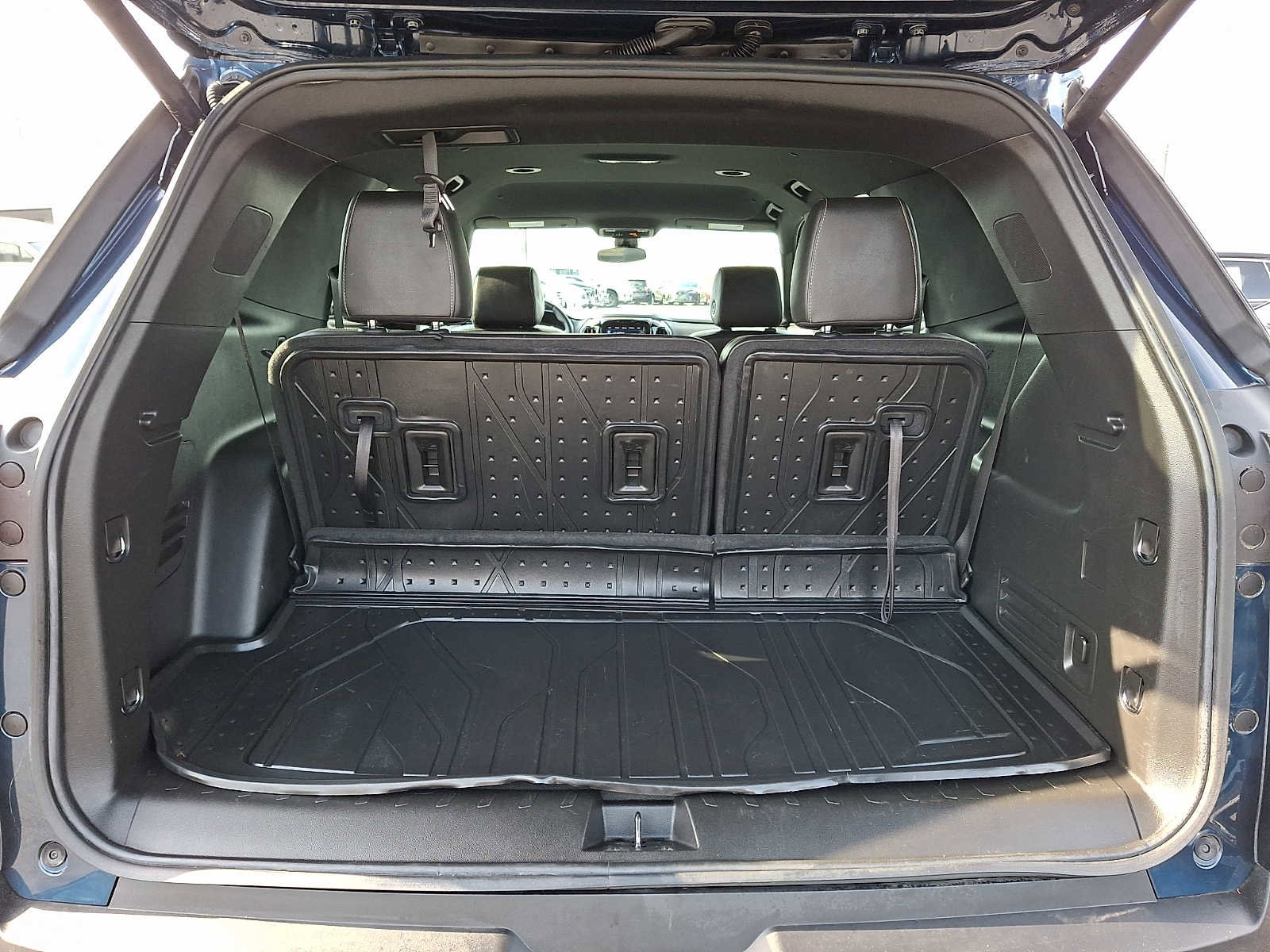Used 2023 Chevrolet Traverse LT w/ LPO, Floor Liner Package AWD/4WD image 24
