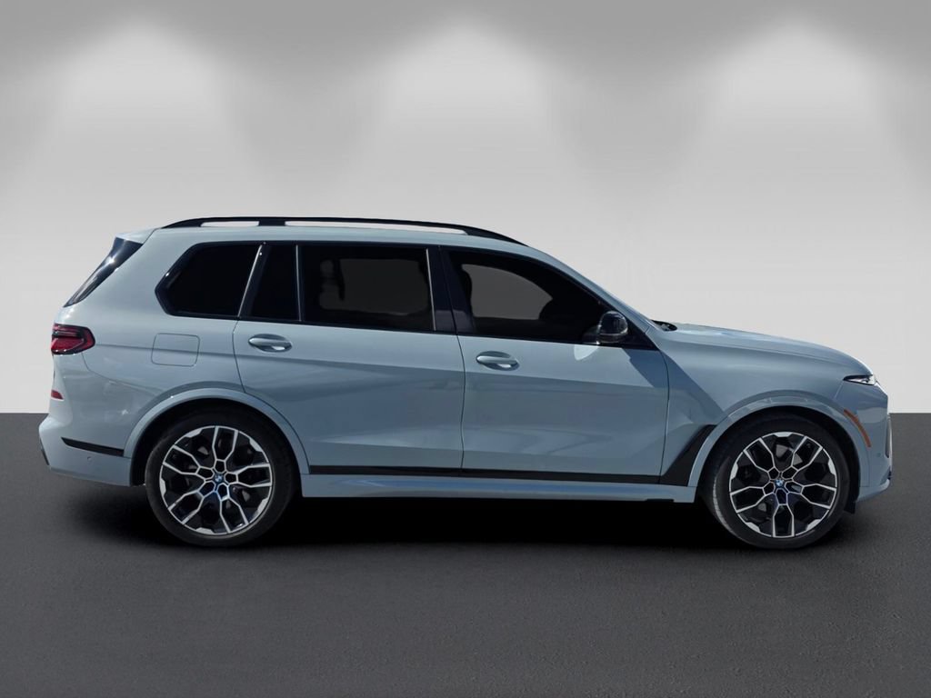 Certified 2025 BMW X7 M60i w/ Climate Comfort Package AWD/4WD image 3