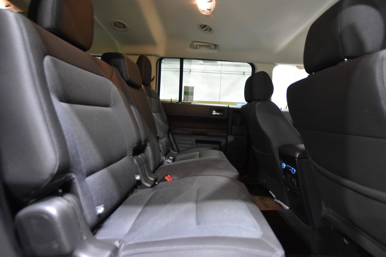 Used 2019 Ford Flex SE FWD image 32