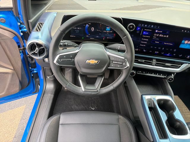 Certified 2024 Chevrolet Equinox EV LT FWD image 15