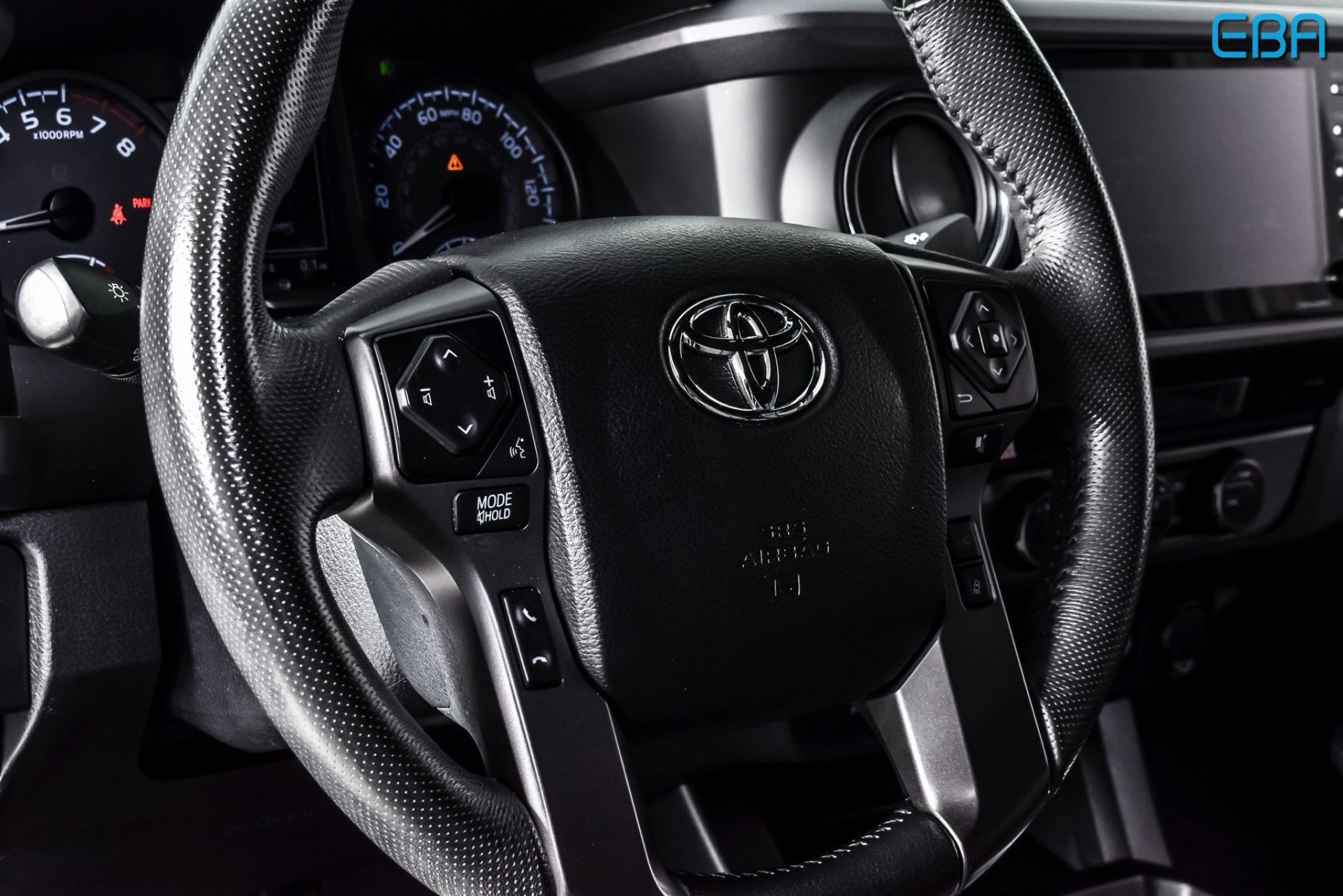 Used 2022 Toyota Tacoma TRD Off-Road image 14