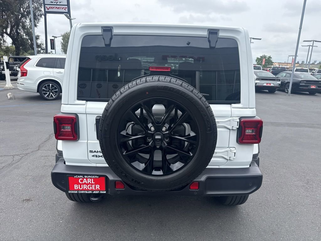 Certified 2025 Jeep Wrangler Unlimited Sahara w/ Safety Group AWD/4WD image 6