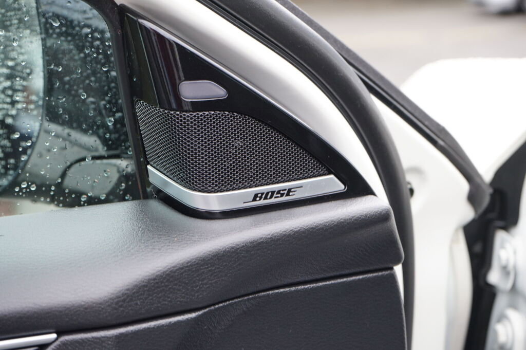 Used 2018 INFINITI QX30 Premium w/ Technology Package image 16