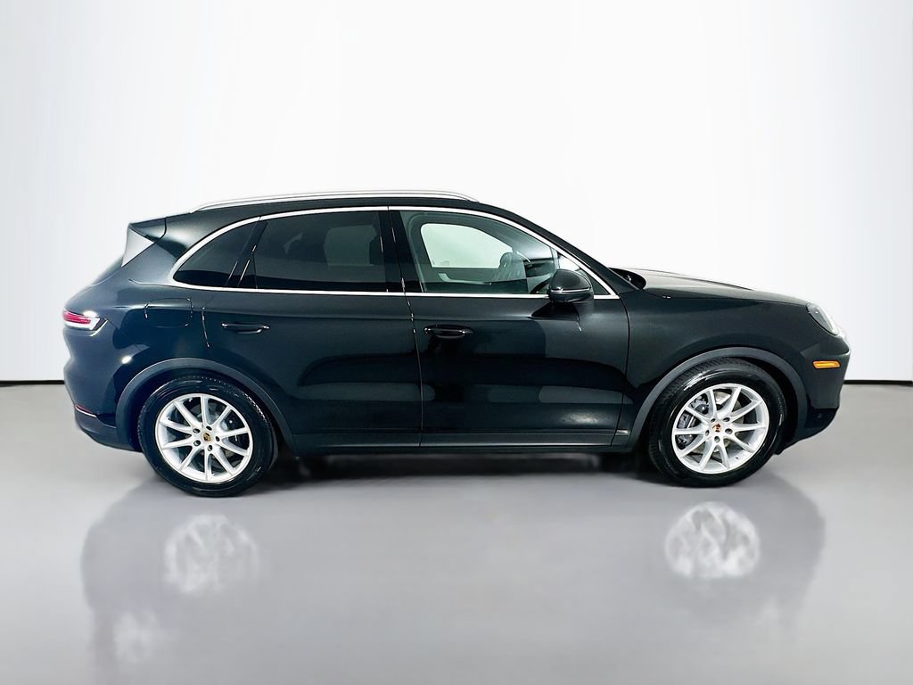 New 2026 Porsche Cayenne AWD/4WD image 8