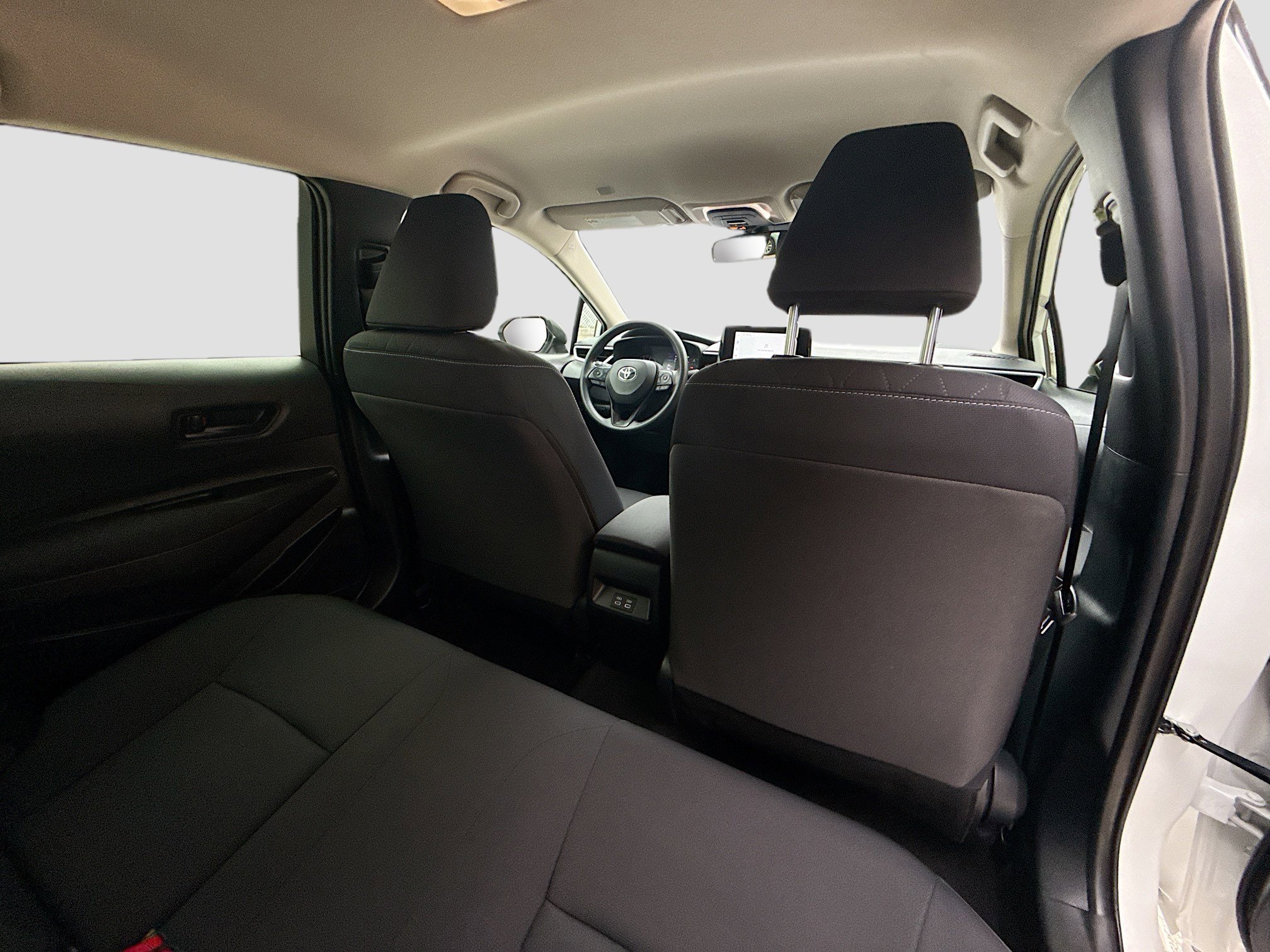 Used 2025 Toyota Corolla LE w/ Convenience Package image 28