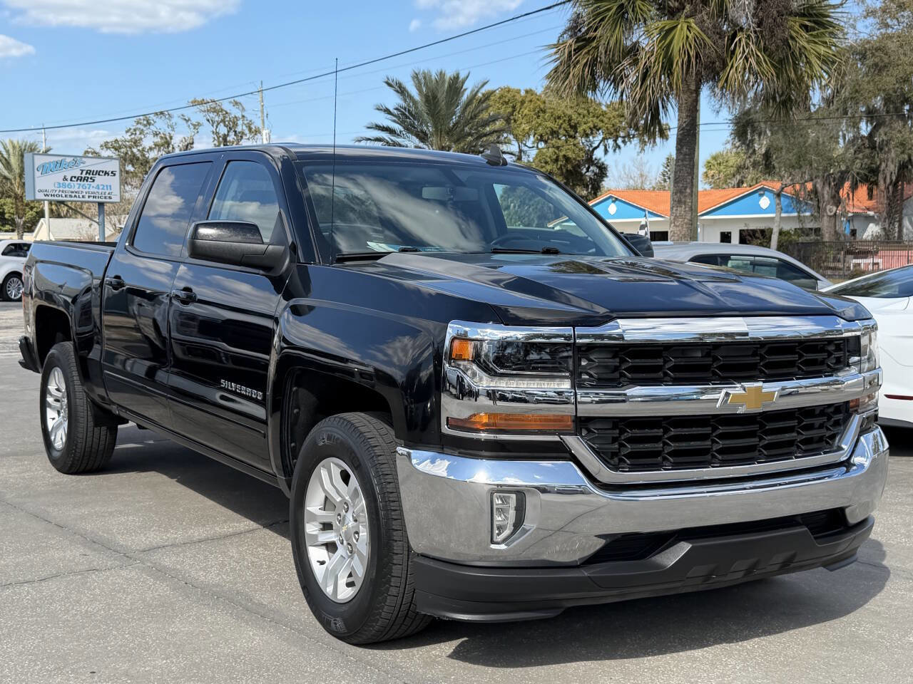 Used 2016 Chevrolet Silverado 1500 LT w/ All Star Edition image 2