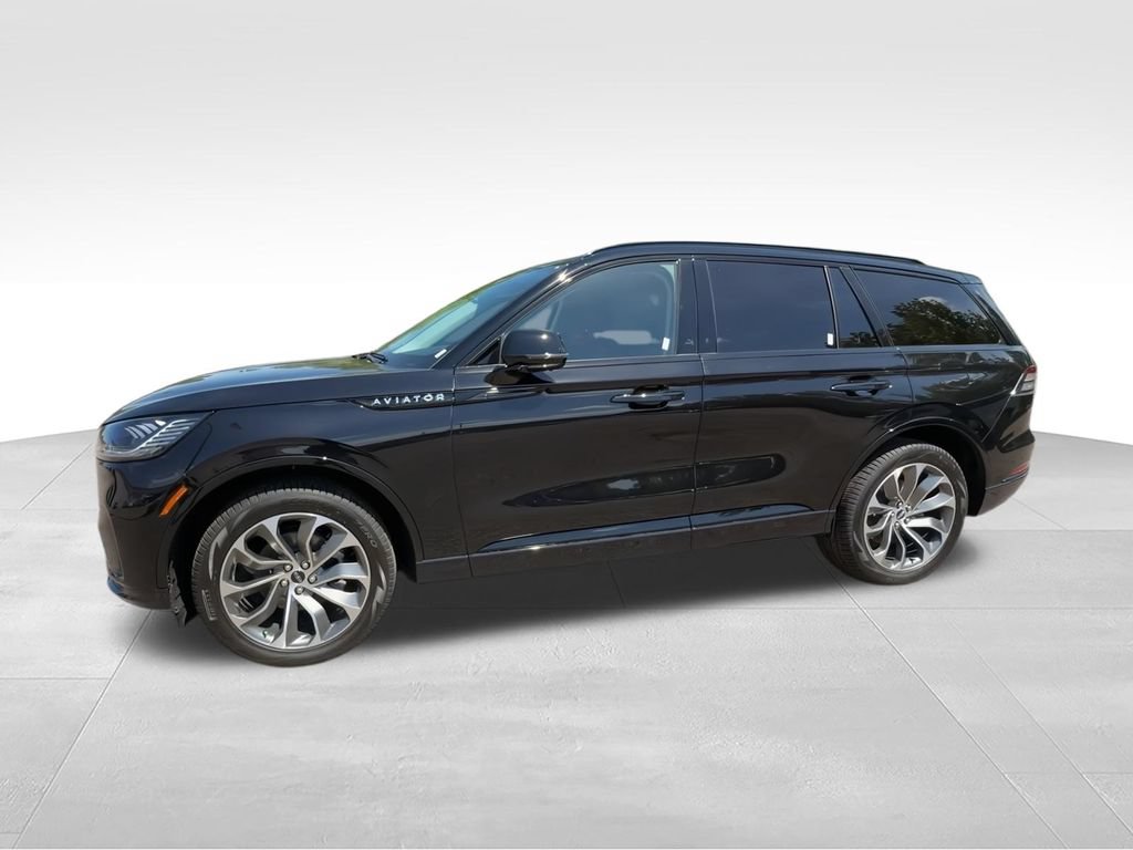 New 2026 Lincoln Aviator AWD w/ Jet Appearance Package image 5