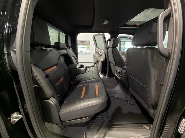 Used 2024 GMC Sierra 1500 AT4 w/ AT4 Premium Package AWD/4WD image 15