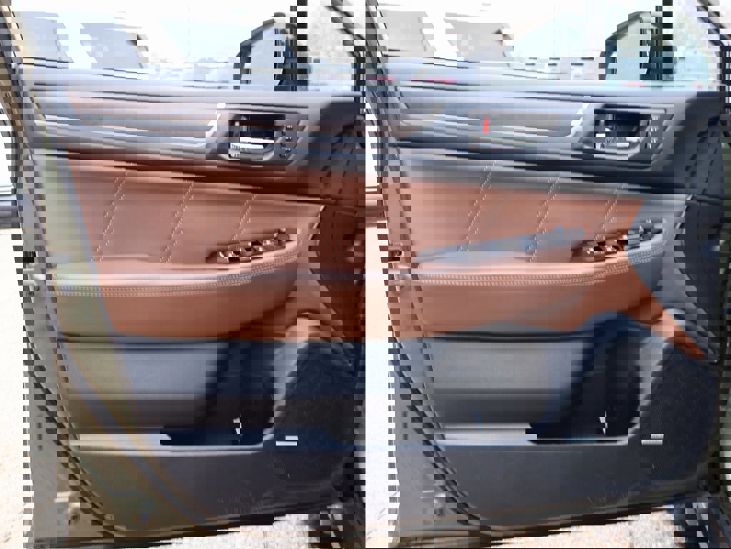 Used 2019 Subaru Outback 2.5i Touring image 22