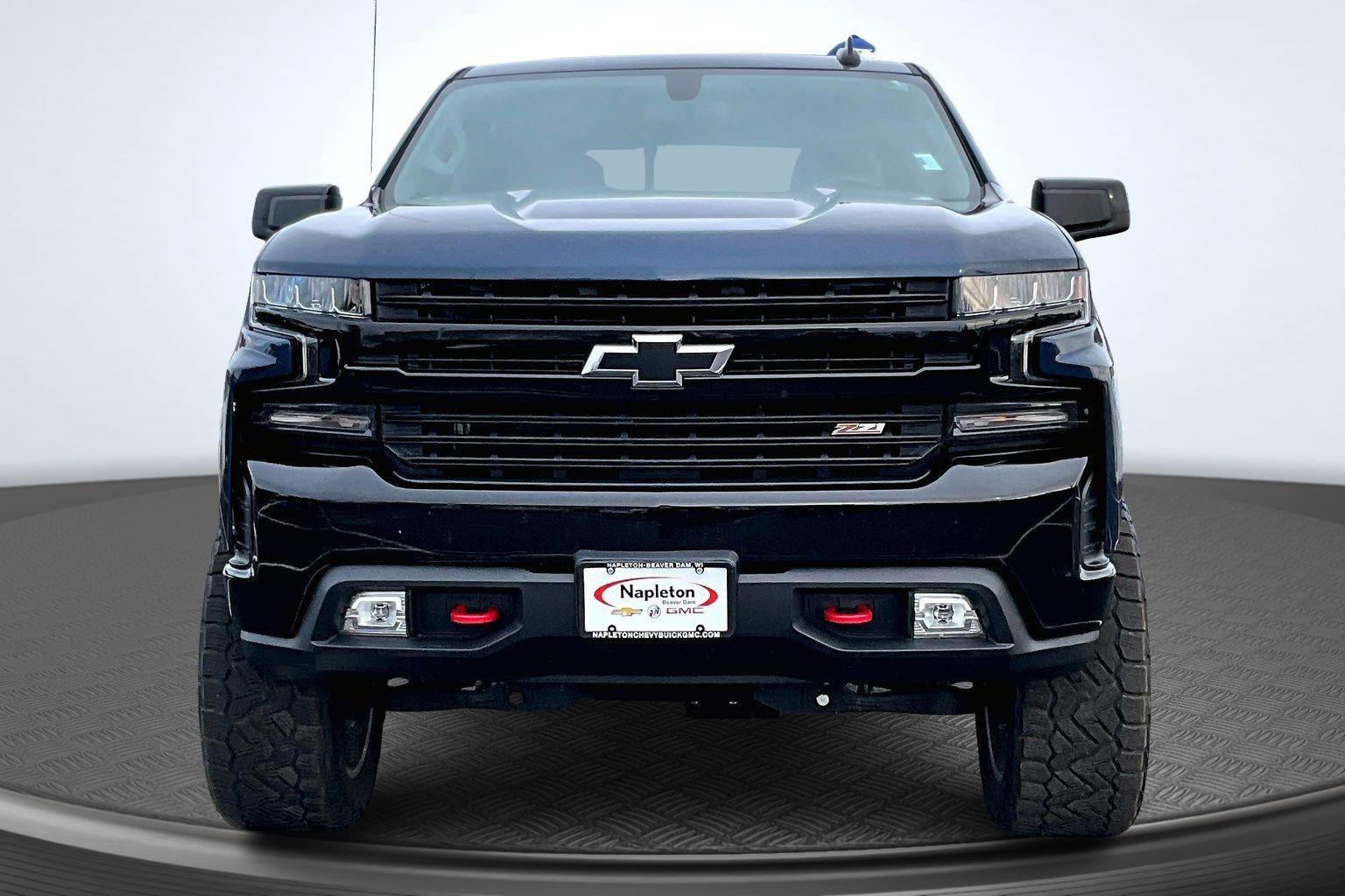 Used 2020 Chevrolet Silverado 1500 LT Trail Boss image 3