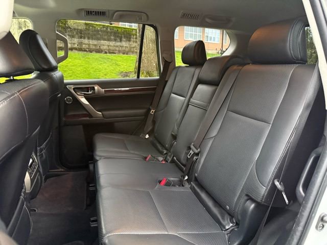 Used 2016 Lexus GX 460 Luxury image 14
