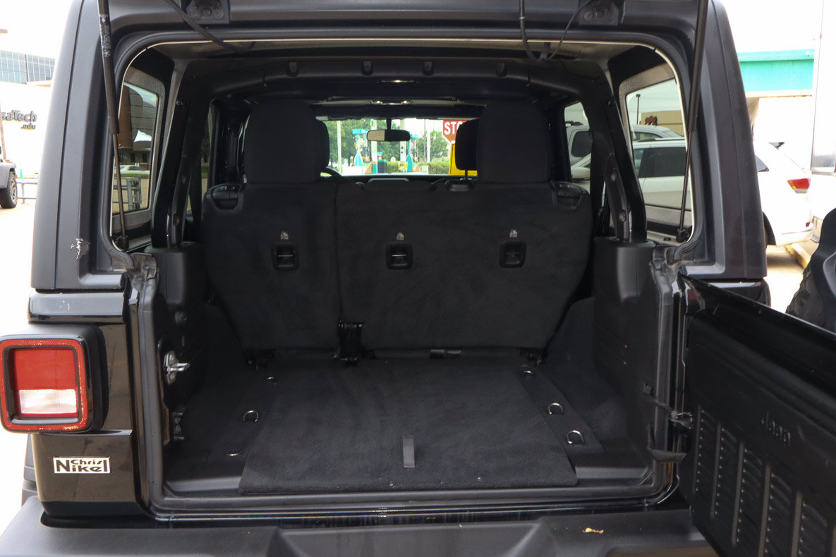 Used 2021 Jeep Wrangler Unlimited Sport AWD/4WD image 9