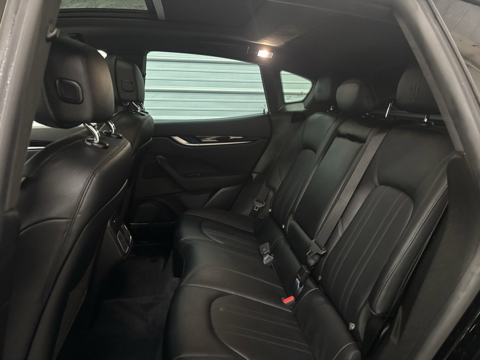 Used 2018 Maserati Levante image 26