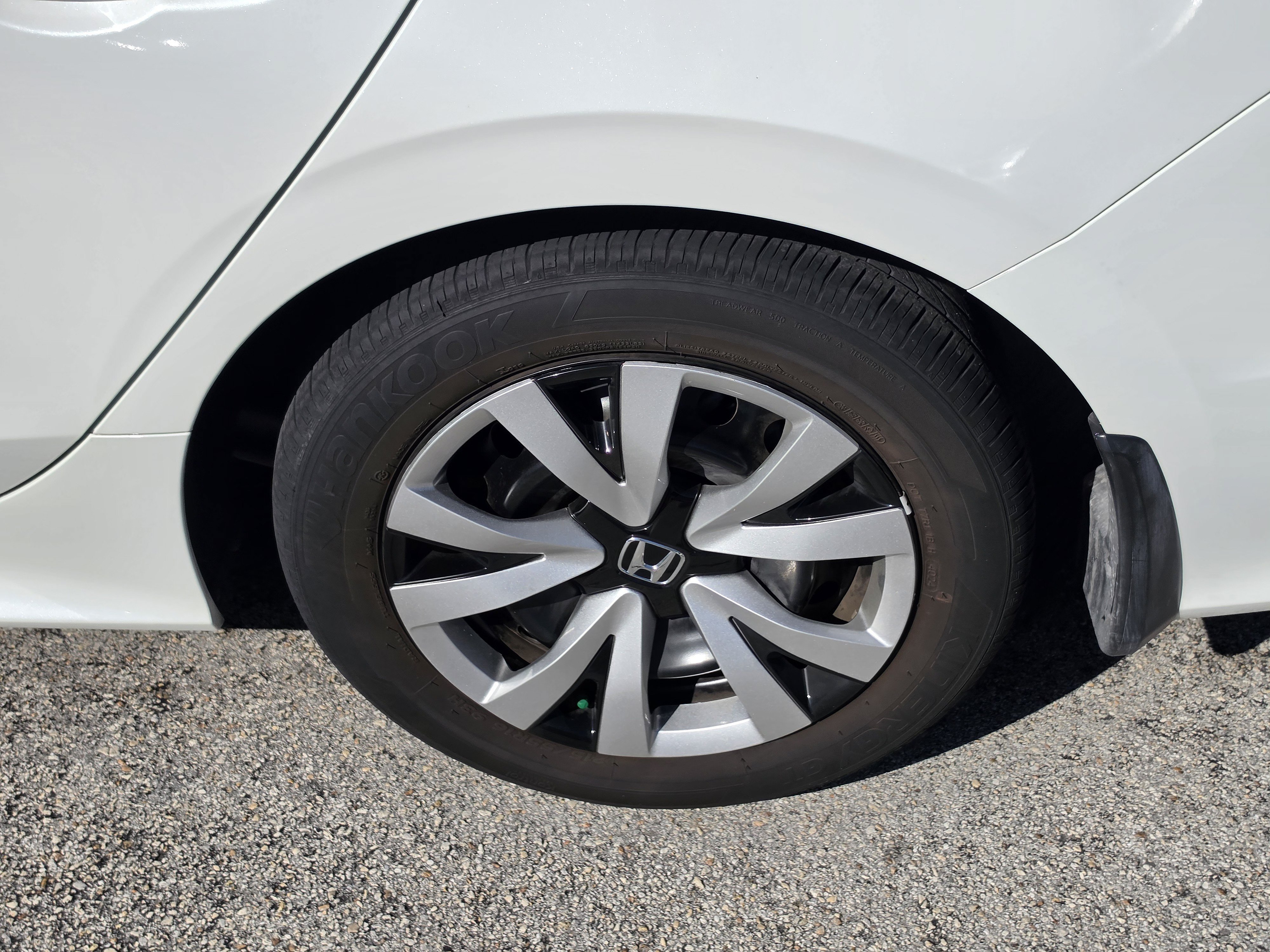 Used 2024 Honda Civic LX image 6