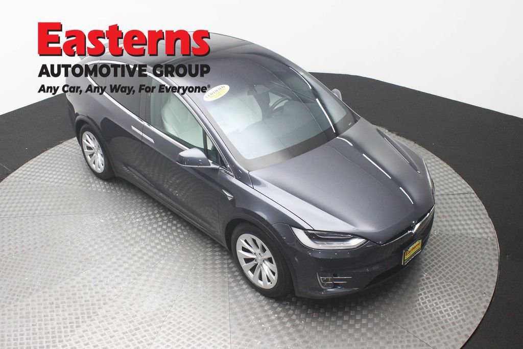 Used 2018 Tesla Model X 75D AWD/4WD image 3