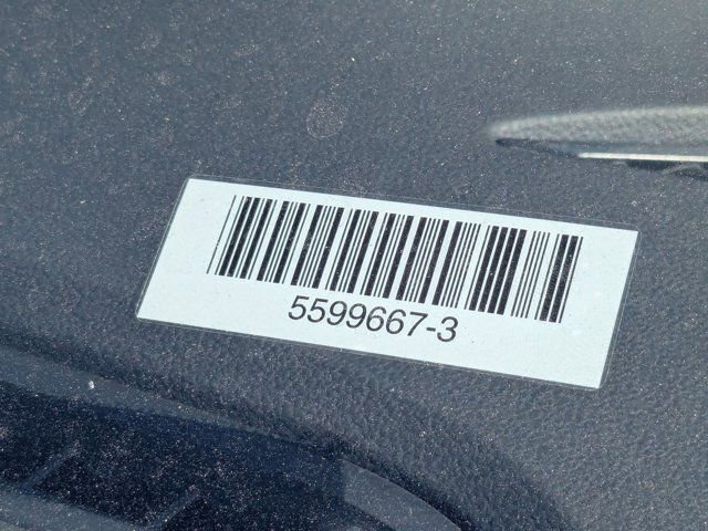 Used 2025 Volkswagen Jetta SE image 32