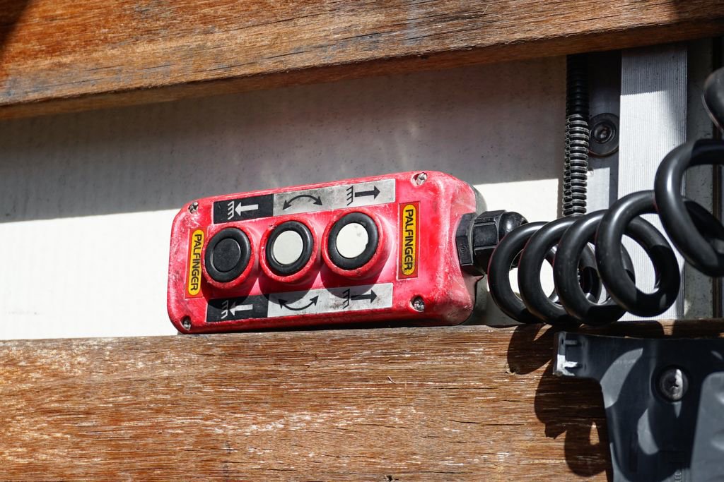 Used 2016 Ford F650 2WD Regular Cab Super Duty image 13