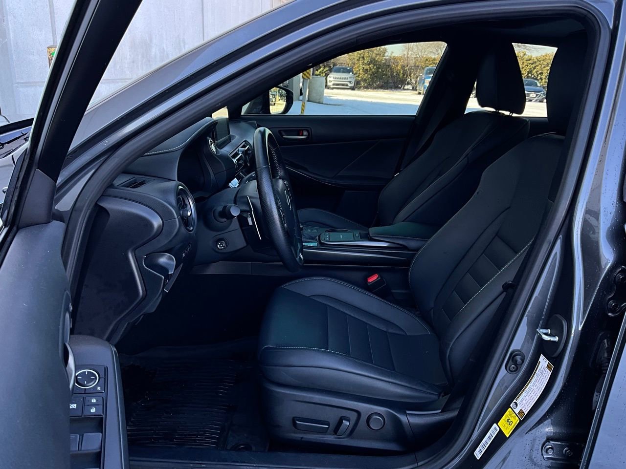 Used 2023 Lexus IS 350 F Sport image 10