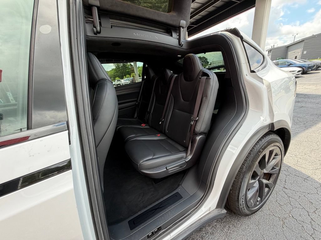 Used 2023 Tesla Model X AWD/4WD image 27