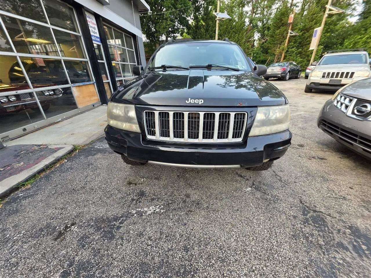 Used 2004 Jeep Grand Cherokee Laredo AWD/4WD image 10