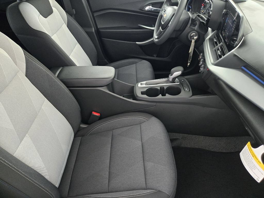 New 2026 Chevrolet Trax LS FWD image 16