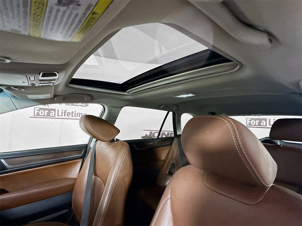 Used 2019 Subaru Outback 2.5i Touring w/ Popular Package #3A image 11