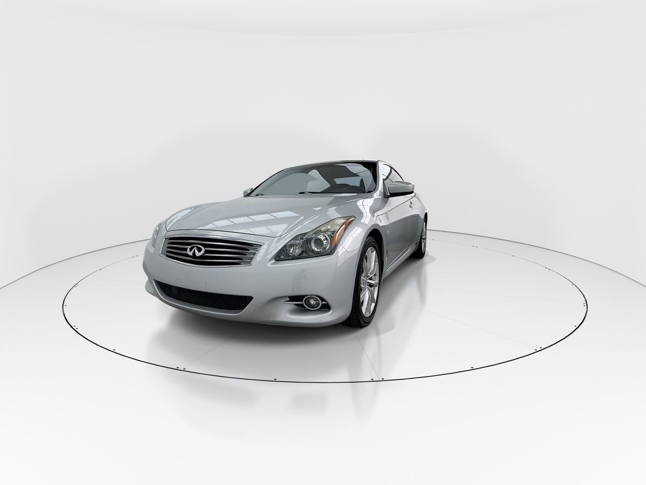 Used 2015 INFINITI Q60 Convertible w/ Premium Package image 3